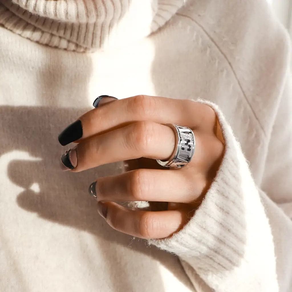 1 WORLD 1 LOVE Ring Set