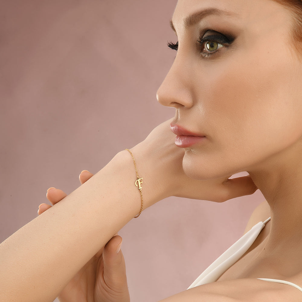 Pfer Letter-F Armband Gold