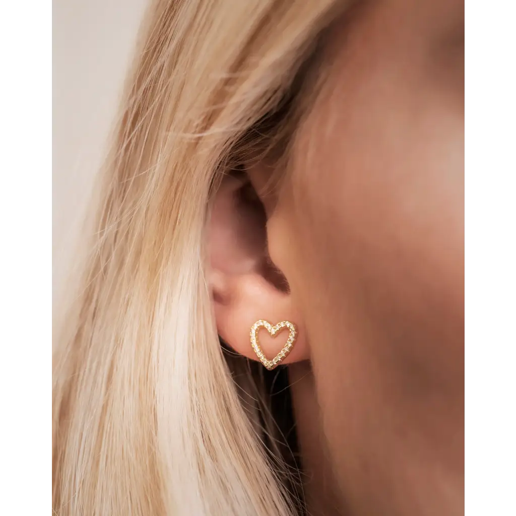 Heart Circon Stud earring