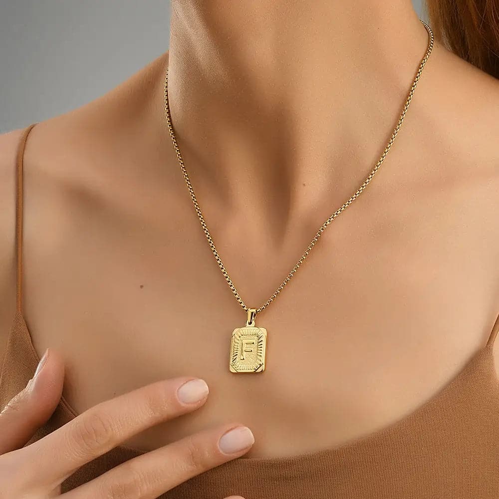 Lost Letter-F Halskette Gold