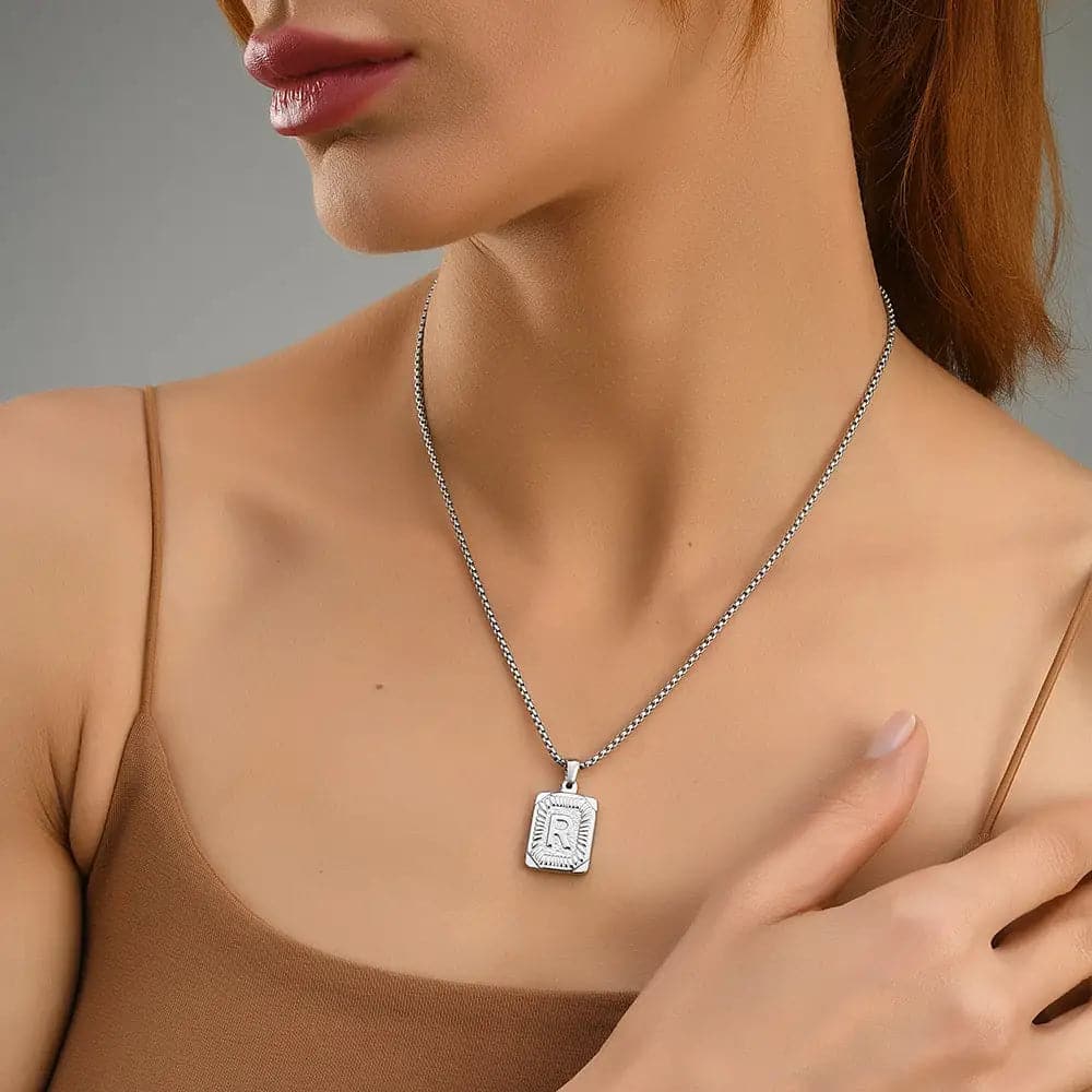 Lost Letter-R Halskette Weiß