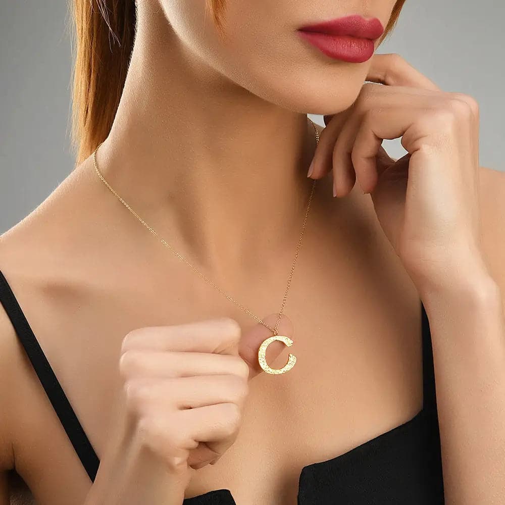Ropi Letter-C Halskette Gold