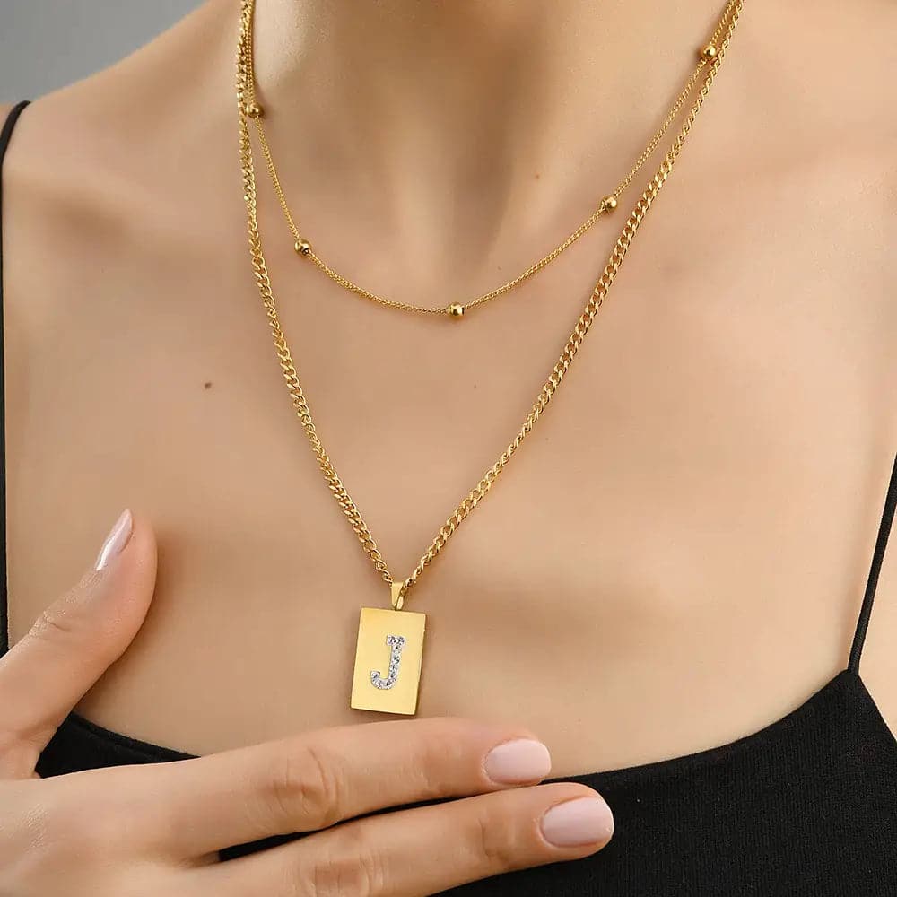 Sero Letter-J Halskette Gold