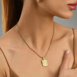 Lost Letter-C Halskette Gold
