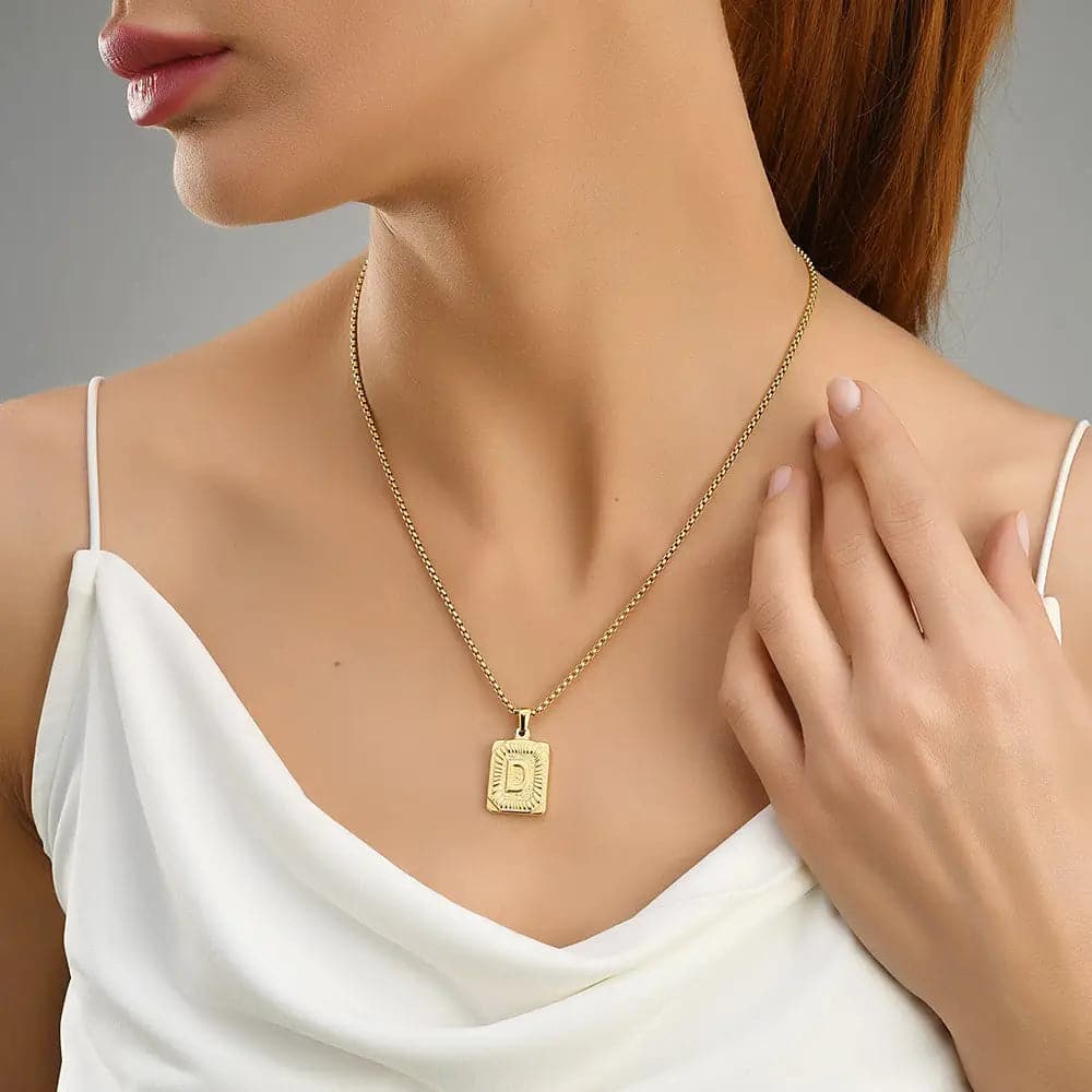 Lost Letter-D Halskette Gold