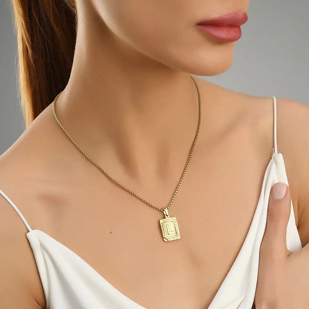 Lost Letter-L Halskette Gold