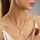 Lost Letter-Q Halskette Gold