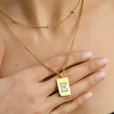 Sero Letter-E Halskette Gold