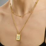 Sero Letter-U Halskette Gold
