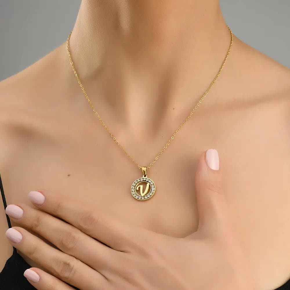 Soyel Letter-V Halskette Gold