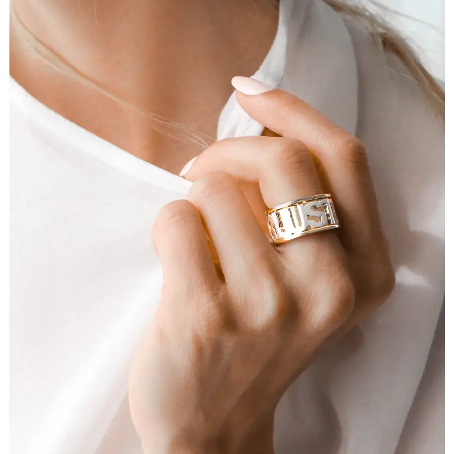 WANDERLUST Ring